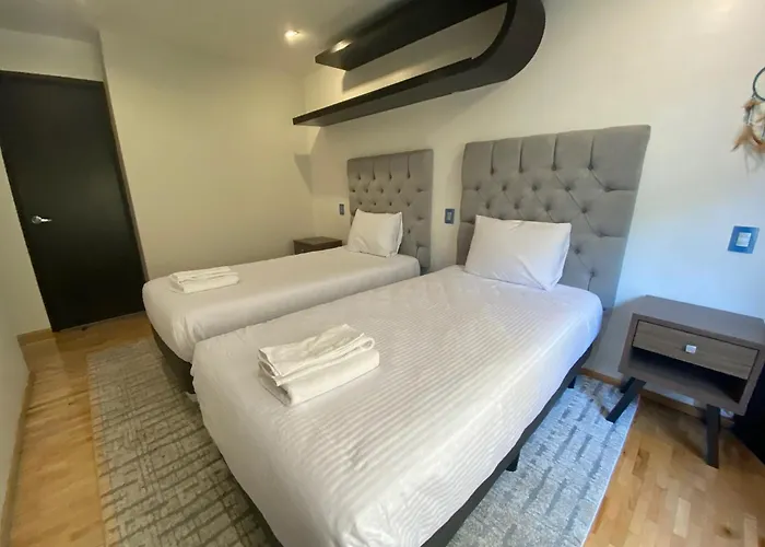 Espectacular Interlomas Hospital Angeles Apartment Mexico City